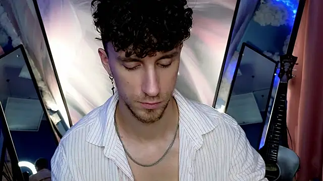 Snapshot of mark_caron chatting on November 2025 02:39:01 AM mark caron online show from November 2025 02:39:01 AM