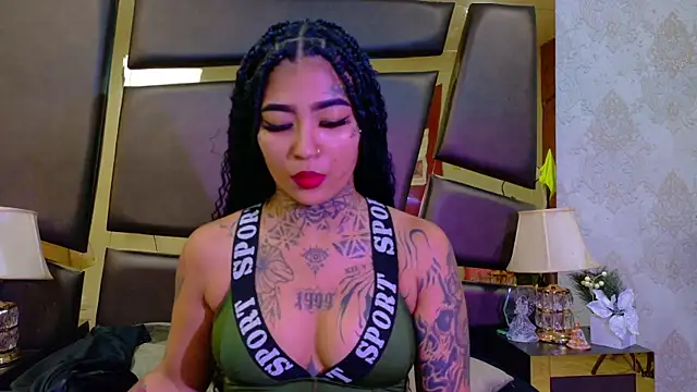 EmilieLake online show from February 2026 07:22:01 PM