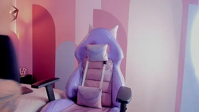 ValeryBoobs1 online show from December 2025 01:18:02 PM