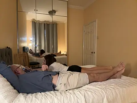 ViksaxBram online show from September 2025 06:11:02 PM