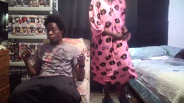 Snapshot of SucculentSexiness0 chatting on May 2026 12:52:02 AM SucculentSexiness0 online show from May 2026 12:52:02 AM