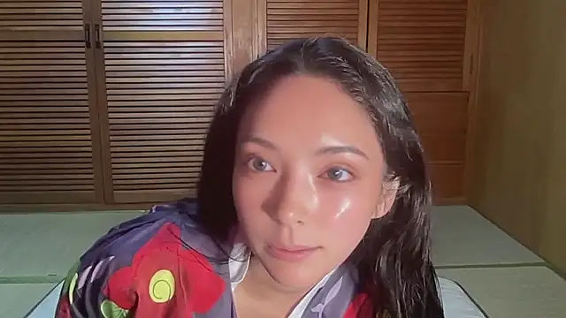 Snapshot of ena8888 chatting on October 2025 01:38:01 AM ena8888 online show from October 2025 01:38:01 AM