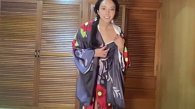 Snapshot of ena8888 chatting on November 2025 12:21:01 AM ena8888 online show from November 2025 12:21:01 AM