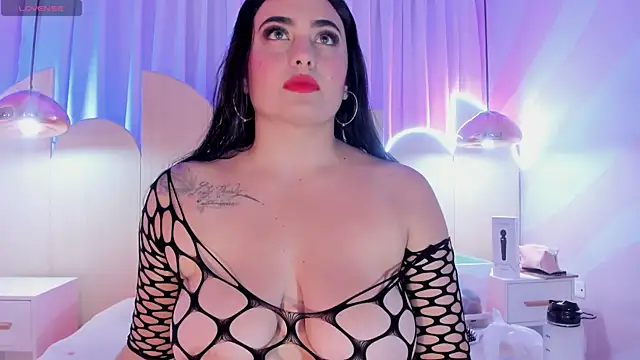 sofiiacarson online show from February 2026 07:28:01 PM