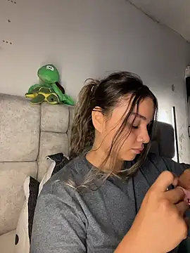 Snapshot of AnnyLopezzz_ chatting on May 2026 05:23:01 AM AnnyLopezzz online show from May 2026 05:23:01 AM