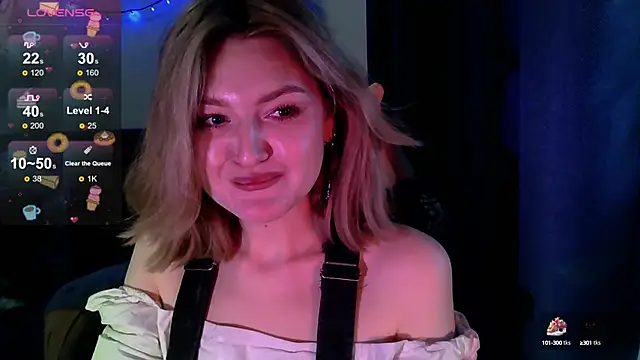 Snapshot of cute1stranger chatting on September 2025 01:37:01 PM cute1stranger online show from September 2025 01:37:01 PM