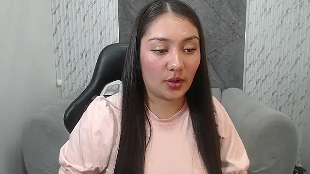 Ivony18 b online show from November 2025 03:12:02 AM