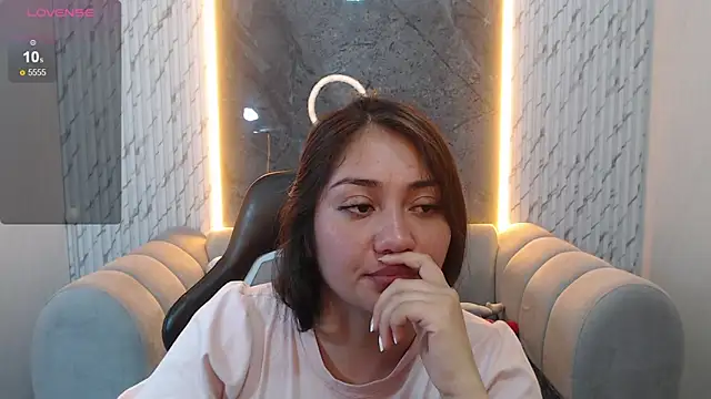 Ivony18 b online show from November 2025 08:07:01 AM