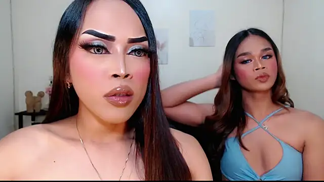 Snapshot of Lessandra_Lust chatting on September 2025 03:57:01 PM Lessandra Lust online show from September 2025 03:57:01 PM