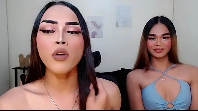 Snapshot of Lessandra_Lust chatting on September 2025 04:19:01 PM Lessandra Lust online show from September 2025 04:19:01 PM