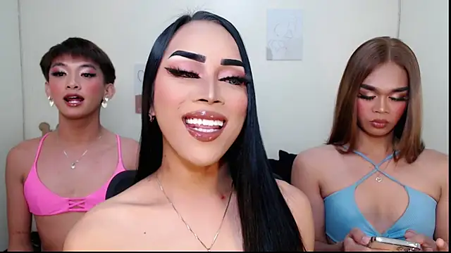 Snapshot of Lessandra_Lust chatting on September 2025 03:38:02 PM Lessandra Lust online show from September 2025 03:38:02 PM