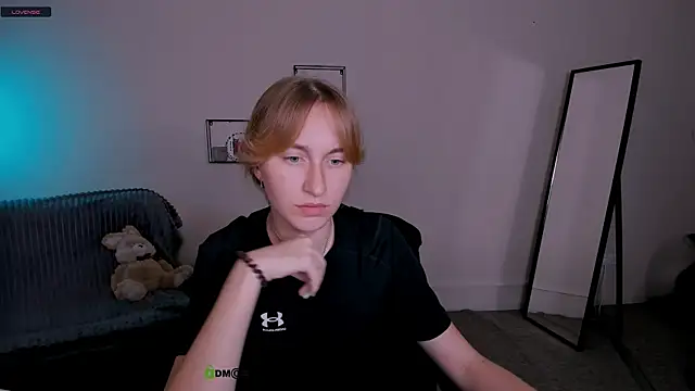 Snapshot of beauty_ginger_ chatting on September 2025 12:27:02 PM beauty ginger  online show from September 2025 12:27:02 PM