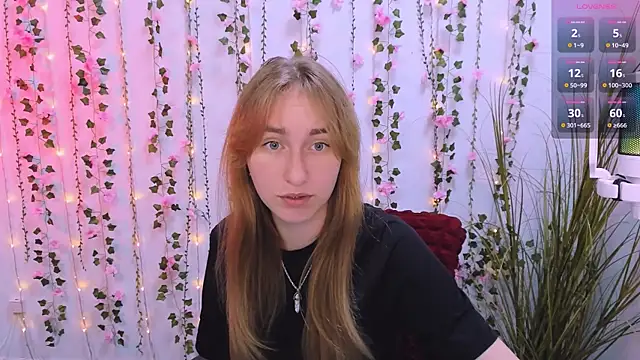 Snapshot of beauty_ginger_ chatting on September 2025 01:02:01 PM beauty ginger  online show from September 2025 01:02:01 PM