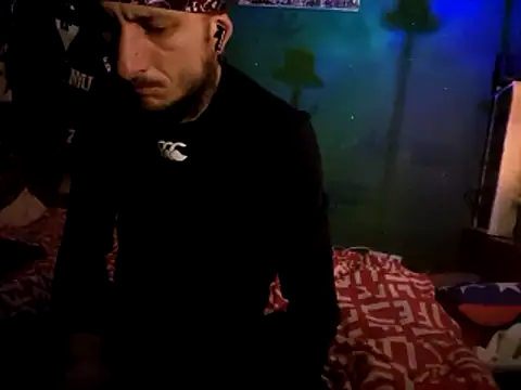 MODEST11 MMiILOO AMARO online show from December 2025 03:01:01 AM