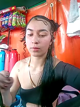 Sol Sunny online show from April 2026 09:15:01 PM