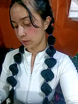 Snapshot of Sol_Sunny chatting on June 2026 01:28:02 AM Sol Sunny online show from June 2026 01:28:02 AM