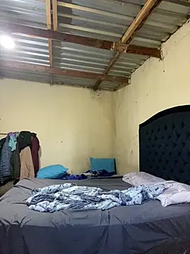 Curvycandy95 online show from April 2026 05:58:02 AM