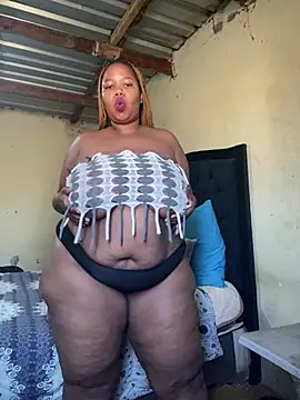 Curvycandy95 online show from July 2026 07:57:01 AM