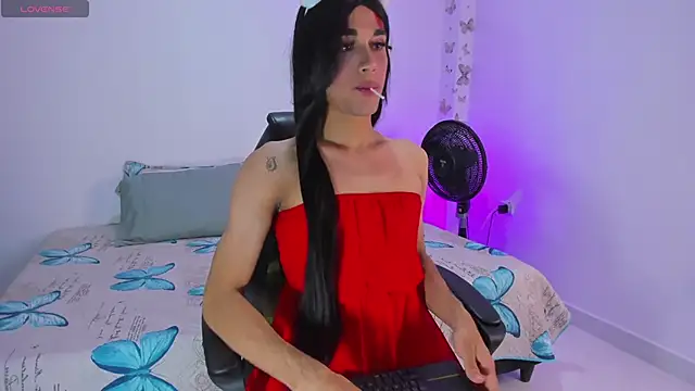  sofia wood  online show from October 2025 08:20:02 PM