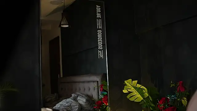 MelanyViper online show from September 2025 08:34:02 PM