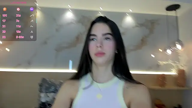 SolAvelar online show from April 2026 11:05:01 PM