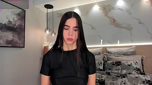 SolAvelar online show from July 2026 11:02:01 PM