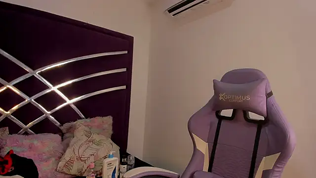 babilett online show from April 2026 08:31:02 PM