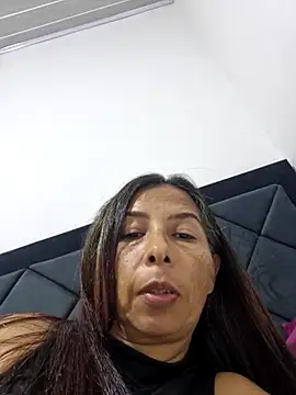 maleja23 online show from September 2025 02:44:01 AM