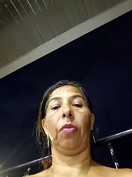 maleja23 online show from October 2025 11:13:01 PM