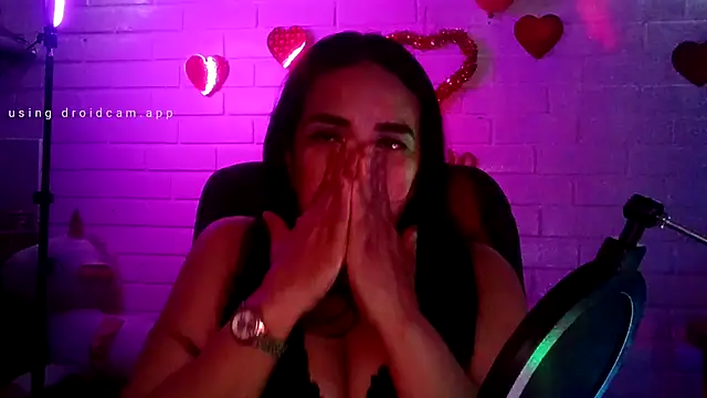 MiiaVelasquez online show from February 2026 04:29:01 AM