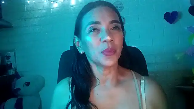 MiiaVelasquez online show from March 2026 04:51:02 AM