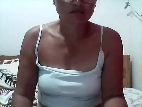 nathalie0045 online show from October 2025 11:44:02 AM