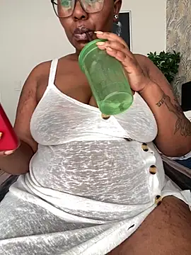 fatpussydallx online show from April 2026 11:46:02 AM