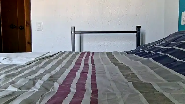 thelion0508 online show from November 2025 11:10:01 AM