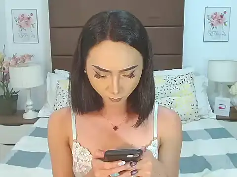 Snapshot of BlaireWilzon chatting on June 2026 11:03:01 AM BlaireWilzon online show from June 2026 11:03:01 AM