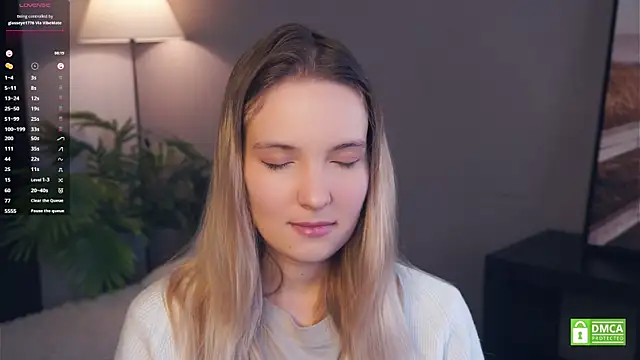 HongTomczak online show from October 2025 07:32:01 AM