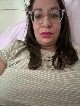 RosaFreya online show from June 2026 07:32:01 AM