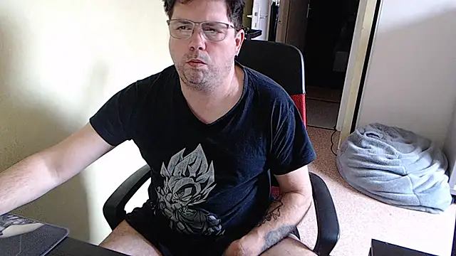 blueandwhite1 online show from February 2025 03:32:02 PM