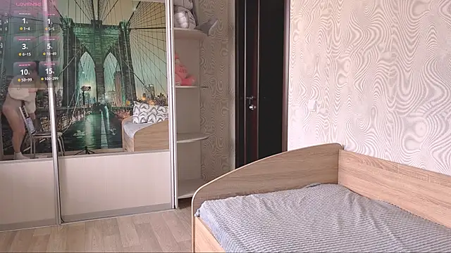 TianaWidell online show from October 2025 05:29:02 AM