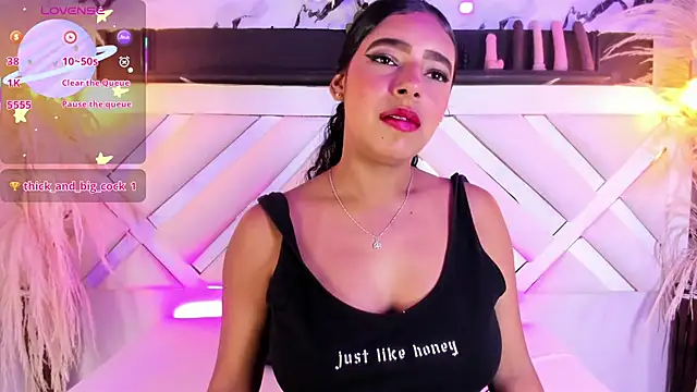 Zoe-Johnson  online show from June 2026 09:29:02 PM