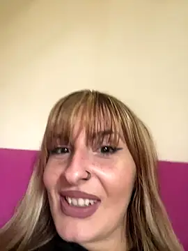 Snapshot of Sexy_Bulgarian_woman chatting on October 2025 09:09:02 AM Sexy Bulgarian woman online show from October 2025 09:09:02 AM