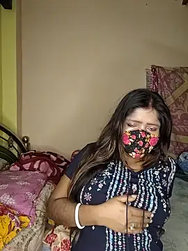 Love143A online show from December 2025 12:32:01 PM