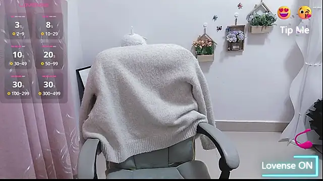 Snapshot of Abb-qiaoyi chatting on November 2025 08:51:01 PM Abb-qiaoyi online show from November 2025 08:51:01 PM