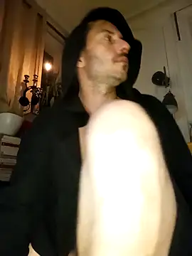 branletteur online show from November 2025 03:18:02 AM