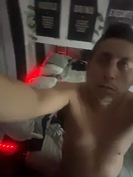 Snapshot of B3toBaby chatting on January 2026 03:43:01 AM B3toBaby online show from January 2026 03:43:01 AM