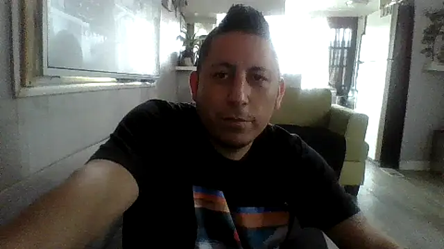 Snapshot of B3toBaby chatting on May 2026 05:10:02 PM B3toBaby online show from May 2026 05:10:02 PM