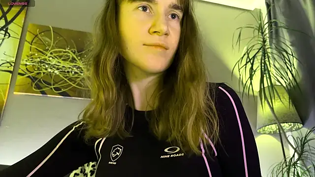 velina   online show from December 2025 10:17:02 PM