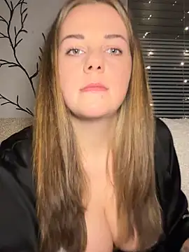 ItsLxsa online show from September 2025 10:26:01 PM