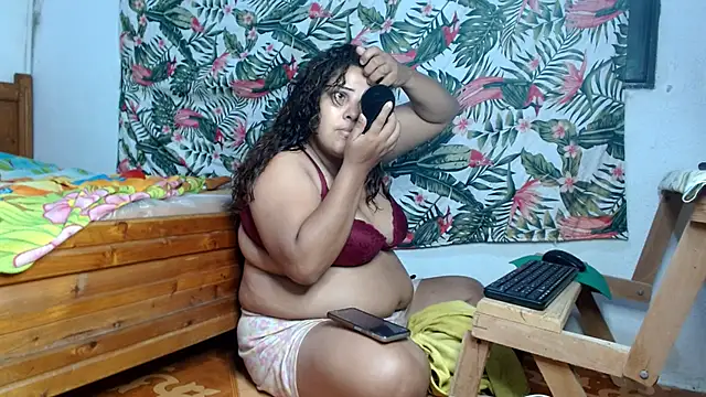 69smallstar online show from July 2026 12:09:01 PM