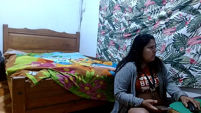 69smallstar online show from July 2026 11:41:01 AM